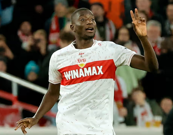 九游娱乐APP-关于转折点斯图加特防线松动；亚冠关键时刻攻防权衡；目标明确；球探报告显示潜力的信息